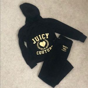JUICY COUTURE  velour sweatsuit for girls